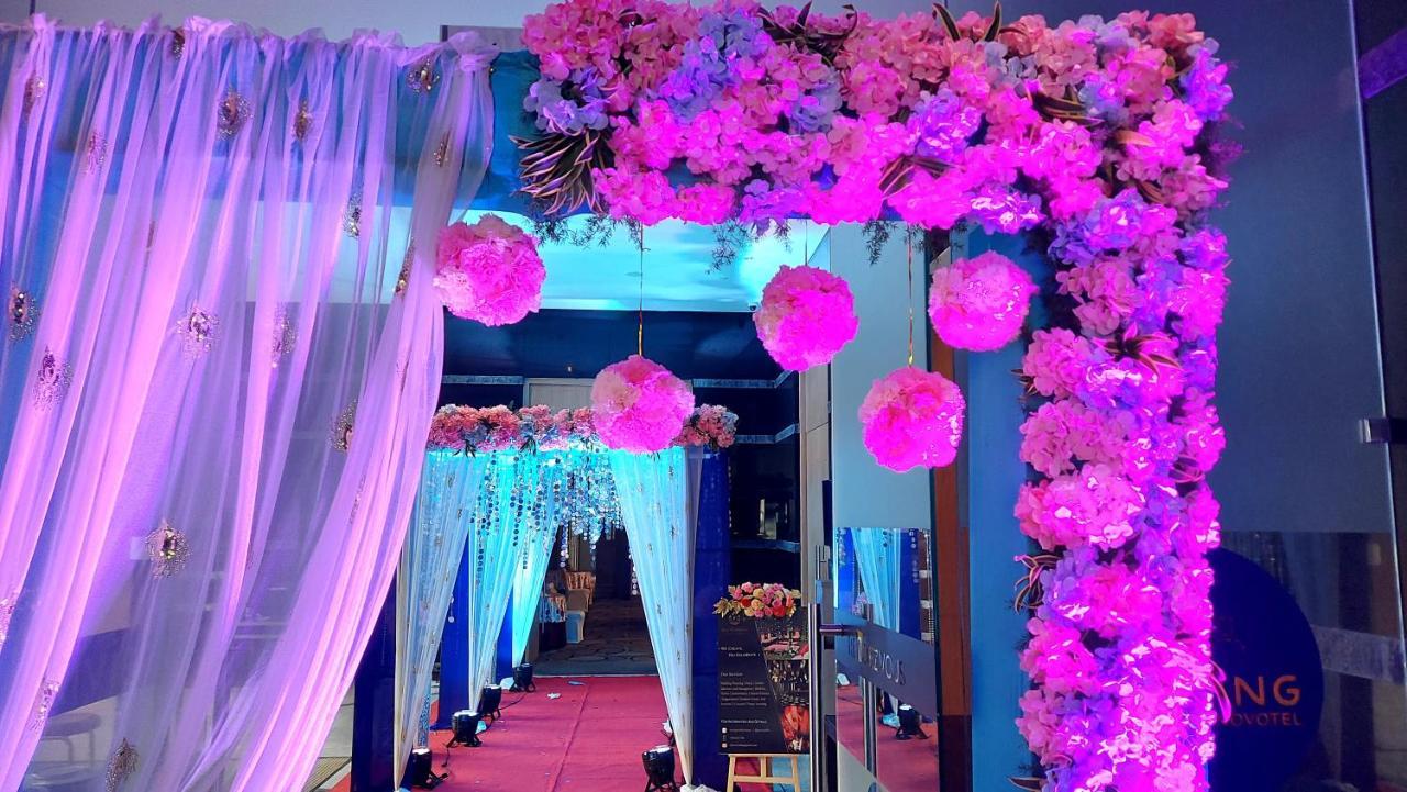 Novotel Chennai Sipcot ภายนอก รูปภาพ Wedding decoration