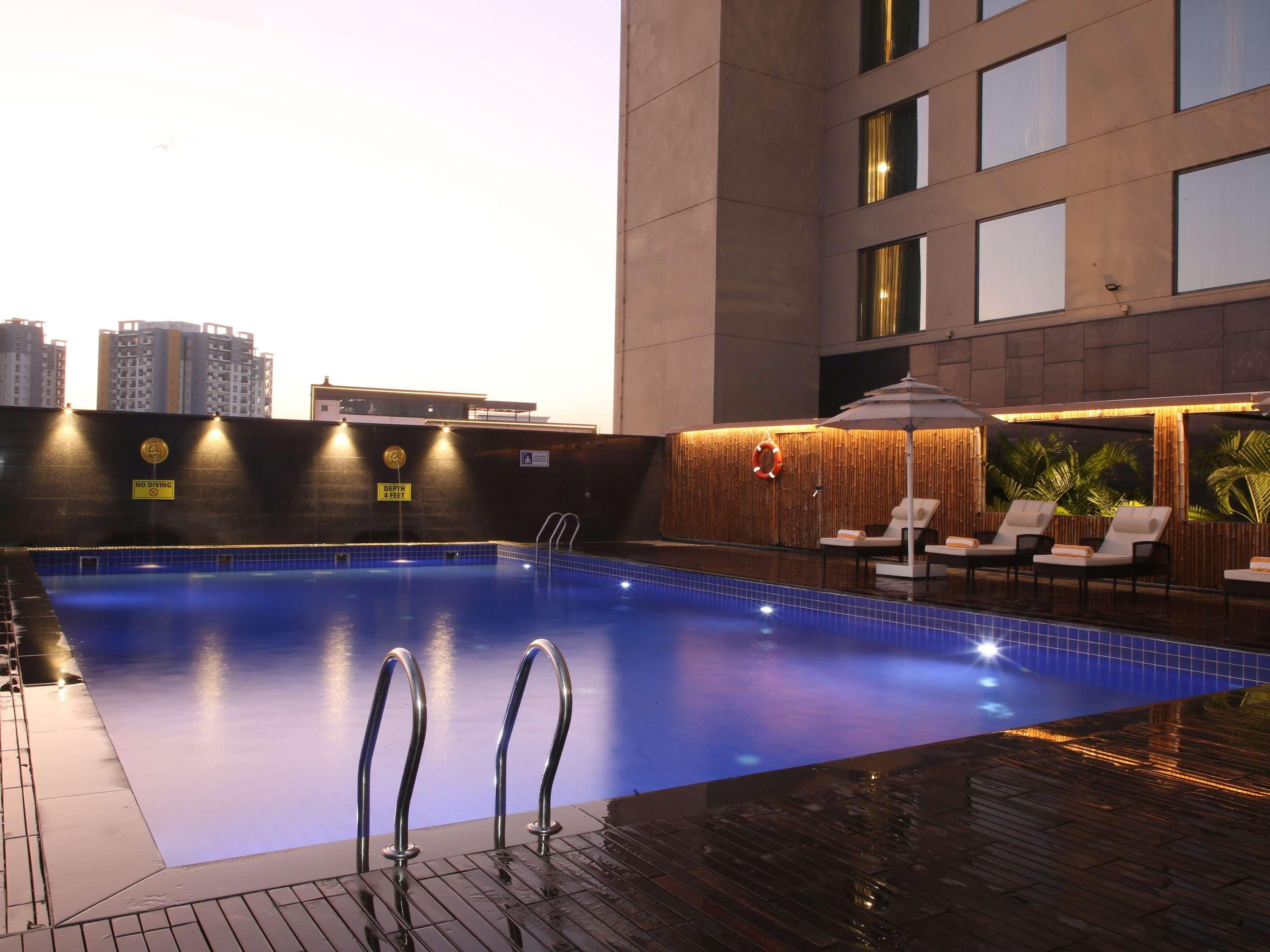 Novotel Chennai Sipcot ภายนอก รูปภาพ The Park, New Delhi